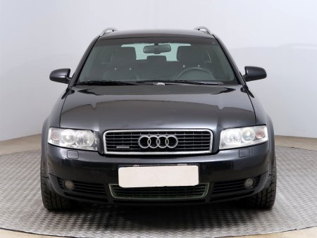 Audi A4, 2003 - pohled č. 2