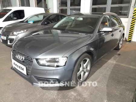 Audi A4, 2014 - pohled č. 3