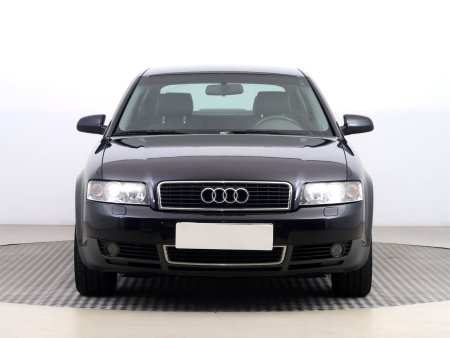 Audi A4, 2001 - pohled č. 2