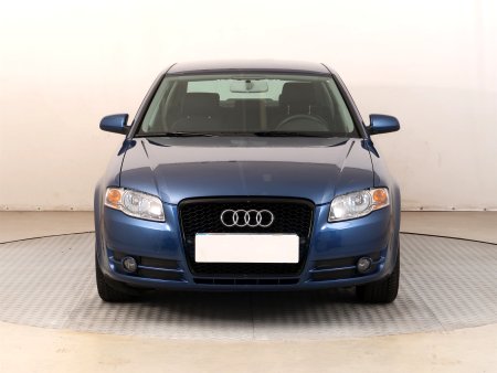 Audi A4, 2006 - pohled č. 2