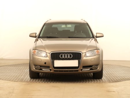 Audi A4, 2005 - pohled č. 2