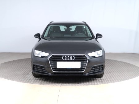 Audi A4, 2019 - pohled č. 2