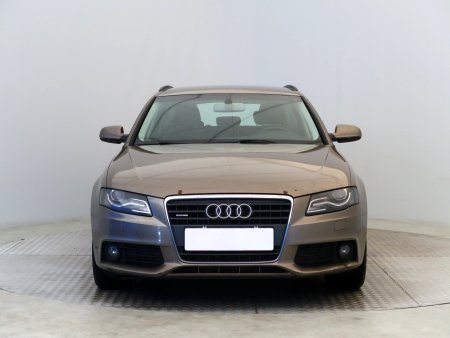 Audi A4, 2010 - pohled č. 2
