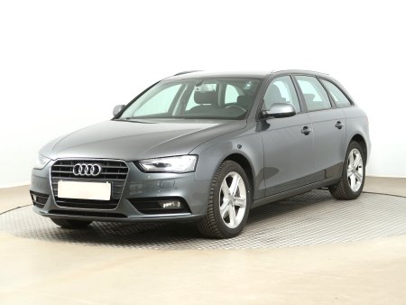 Audi A4, 2014 - pohled č. 3