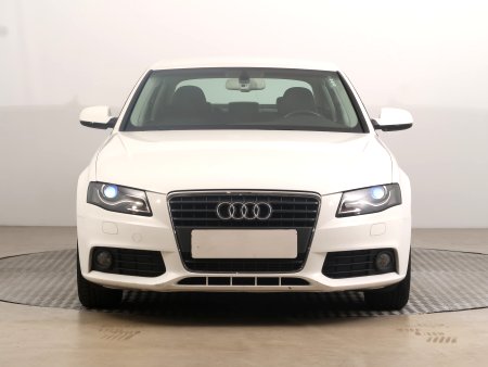 Audi A4, 2010 - pohled č. 2