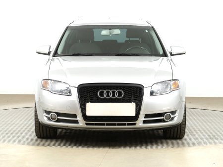 Audi A4, 2006 - pohled č. 2