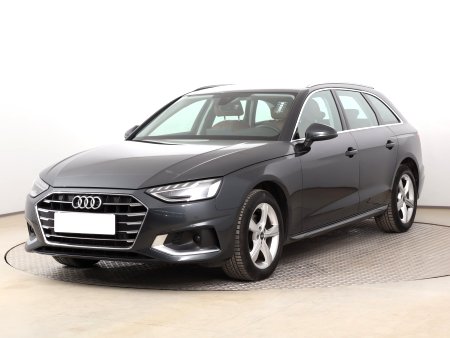 Audi A4, 2021 - pohled č. 3