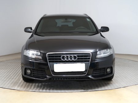 Audi A4, 2010 - pohled č. 2