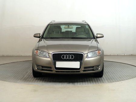 Audi A4, 2005 - pohled č. 2