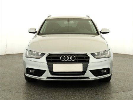 Audi A4, 2012 - pohled č. 2