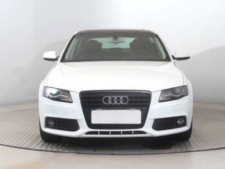 Audi A4, 2010 - pohled č. 2