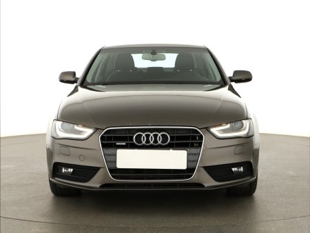 Audi A4, 2014 - pohled č. 2