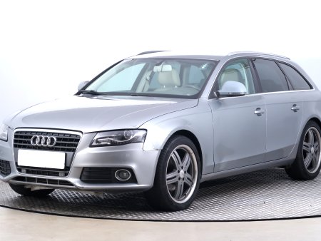 Audi A4, 2011 - pohled č. 3