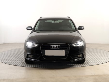 Audi A4, 2012 - pohled č. 2