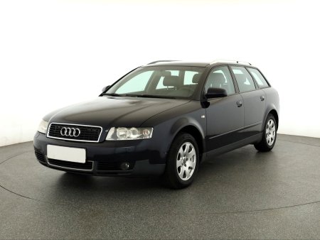 Audi A4, 2001 - pohled č. 3