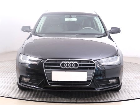 Audi A4, 2013 - pohled č. 2