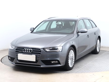 Audi A4, 2014 - pohled č. 3