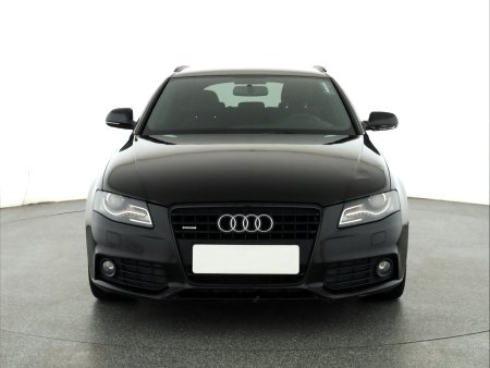 Audi A4, 2011 - pohled č. 2