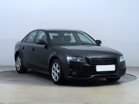 Audi A4, 2011