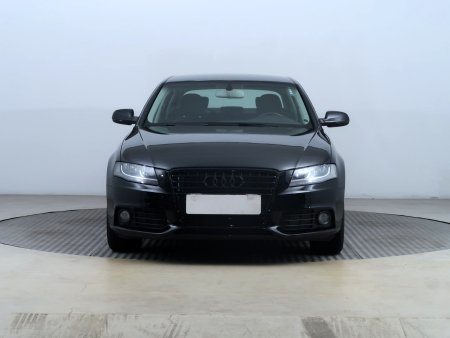 Audi A4, 2011 - pohled č. 2