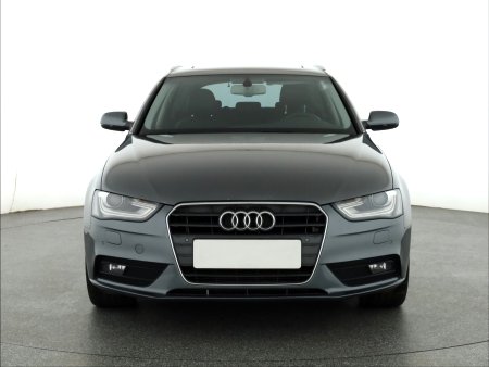 Audi A4, 2013 - pohled č. 2