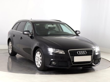 Audi A4, 2011