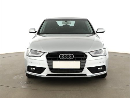 Audi A4, 2014 - pohled č. 2
