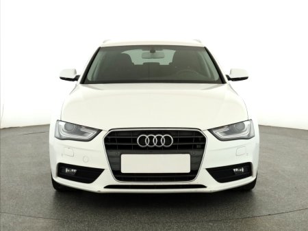 Audi A4, 2014 - pohled č. 2