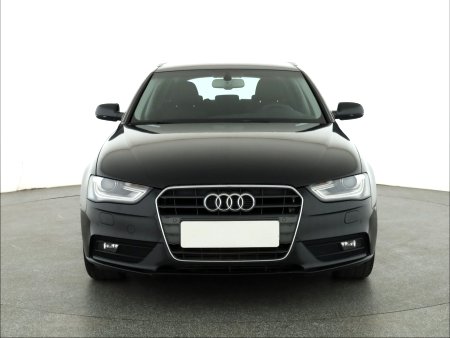 Audi A4, 2013 - pohled č. 2