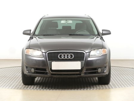 Audi A4, 2006 - pohled č. 2