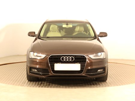 Audi A4, 2014 - pohled č. 2