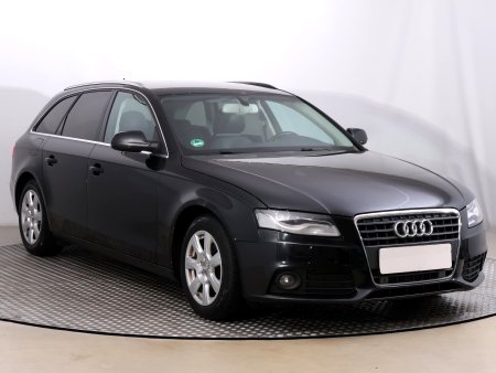 Audi A4, 2011