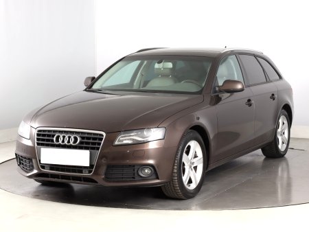 Audi A4, 2011 - pohled č. 3