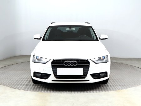 Audi A4, 2013 - pohled č. 2
