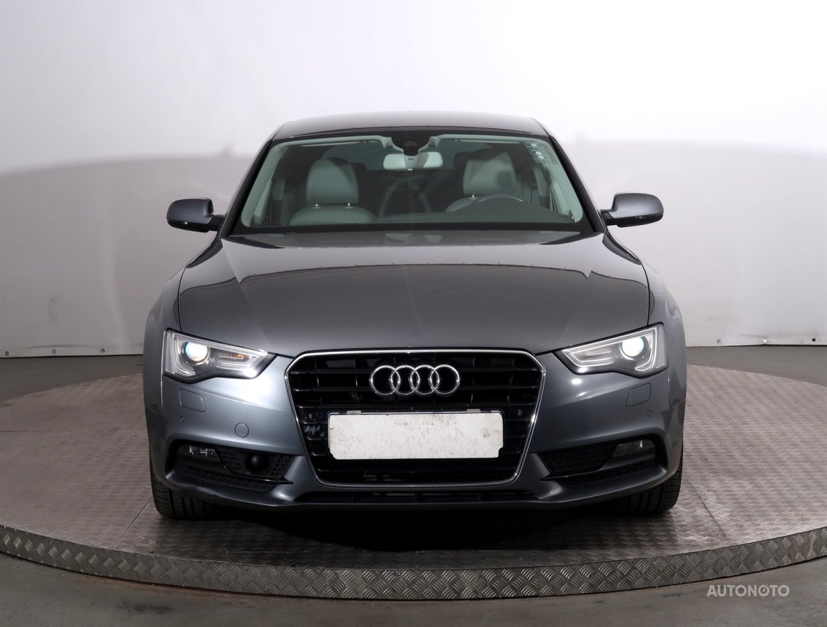 Audi A5, 2013 - pohled č. 2