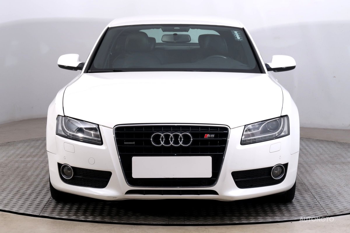 Audi A5, 2010 - pohled č. 2