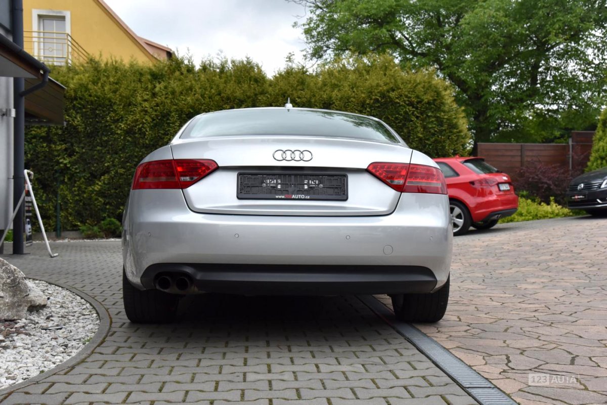 Audi A5, 2010 - pohled č. 10