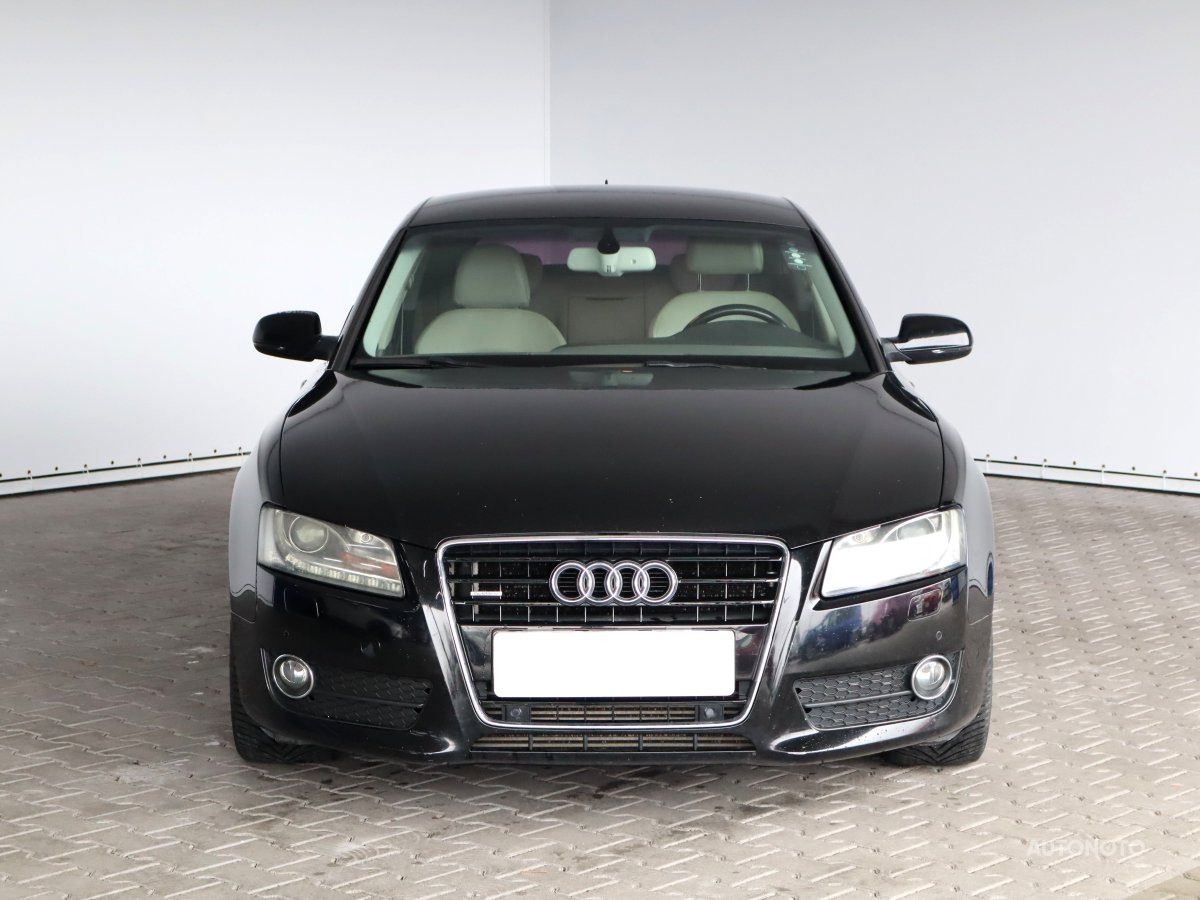 Audi A5, 2010 - pohled č. 2