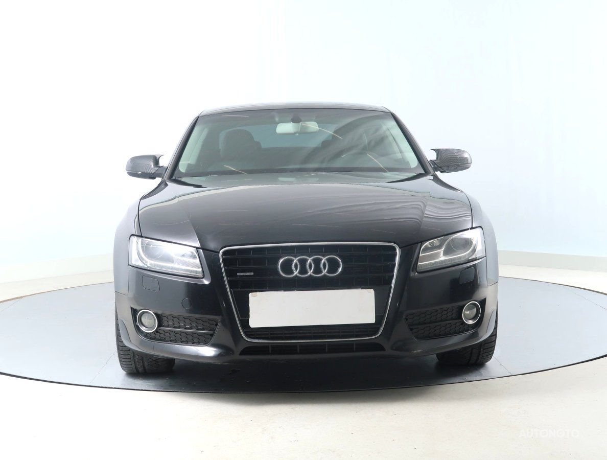 Audi A5, 2010 - pohled č. 2