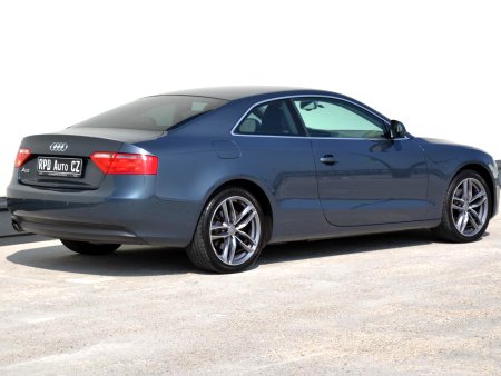 Audi A5, 2009 - pohled č. 7