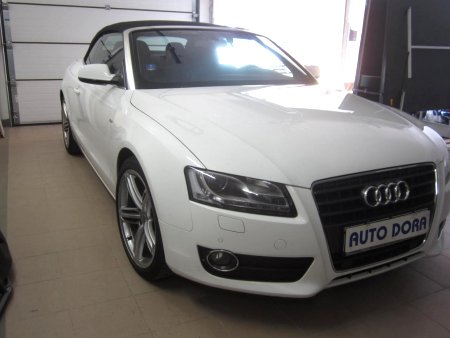 Audi A5, 2010 - pohled č. 2