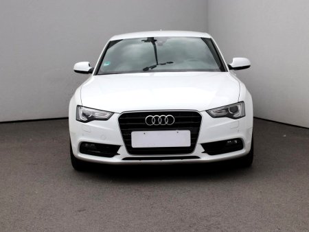 Audi A5, 2012 - pohled č. 2