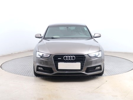 Audi A5, 2013 - pohled č. 2