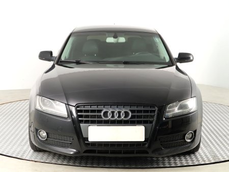 Audi A5, 2010 - pohled č. 2