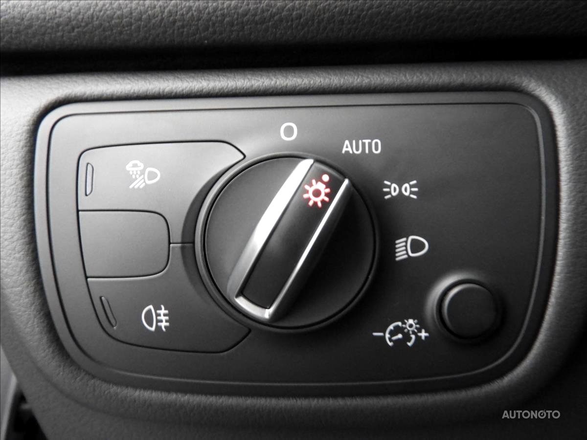 Audi A6 Allroad, 2016 - pohled č. 10