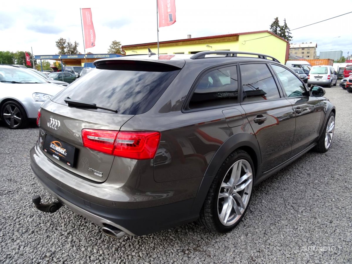 Audi A6 Allroad, 2012 - pohled č. 3