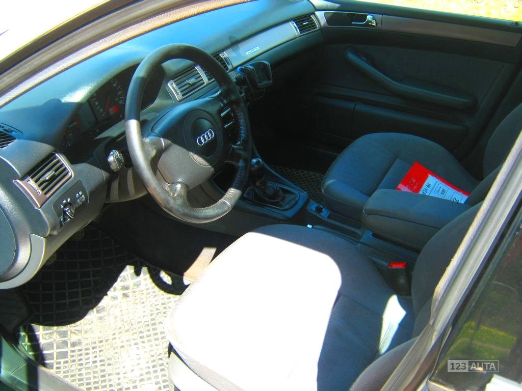 Audi A6 Allroad, 1998 - pohled č. 6