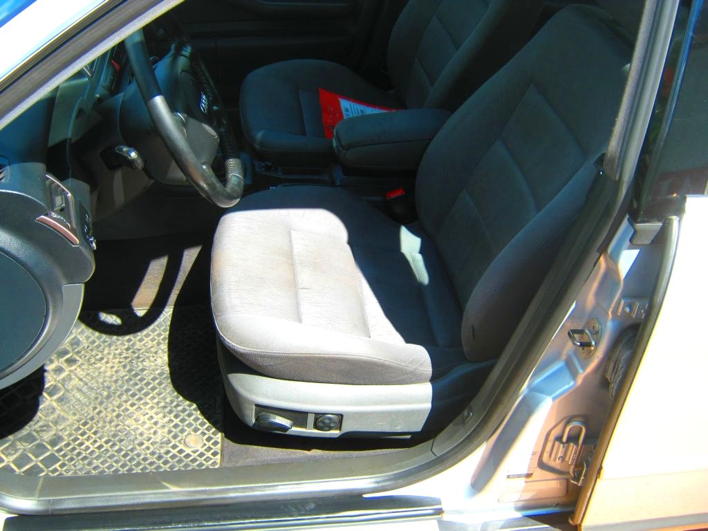 Audi A6 Allroad, 1998 - pohled č. 7