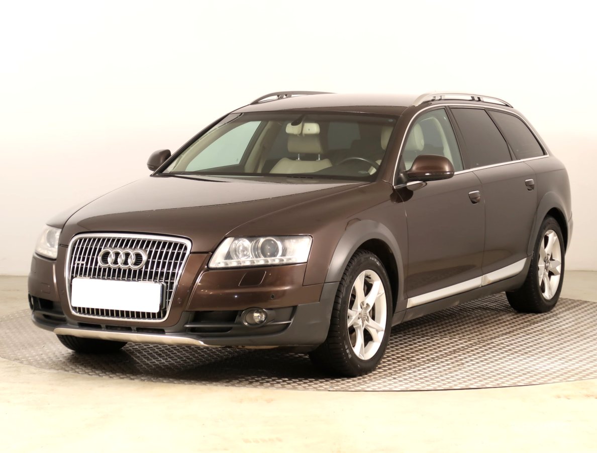 Audi A6 Allroad, 2010 - pohled č. 3