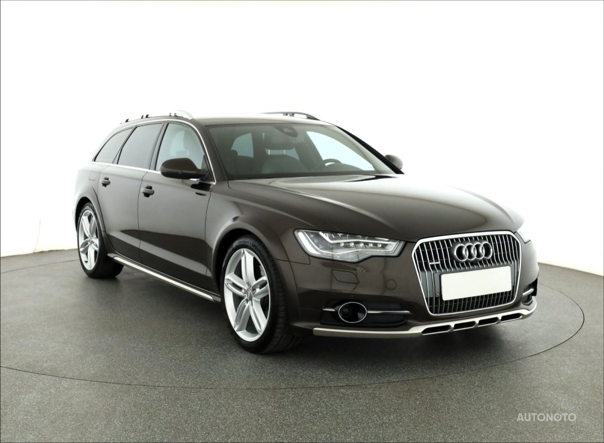 Audi A6 Allroad, 2013 - celkový pohled
